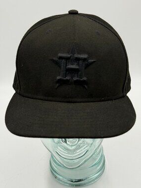 New Era 59Fifty Houston Astros Hat Black on Black Fitted Cap Size 7 5/8 MLB